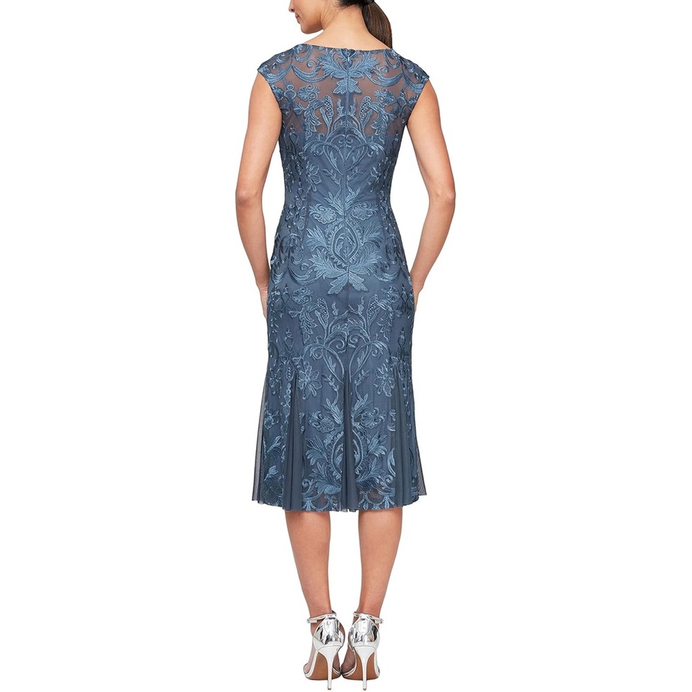 💙 Alex Evenings Fit and Flare Godet Dress in Vintage Blue 💙 - Picture 3 of 10